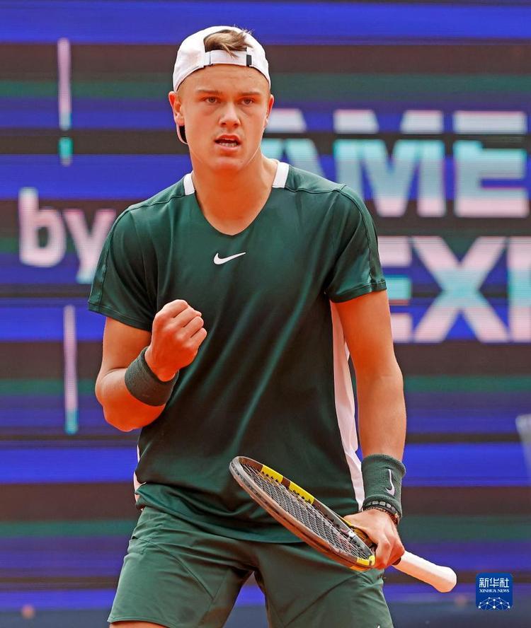 与斗牛的未 与斗牛的未