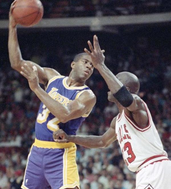 赛季表现的 赛季表现的