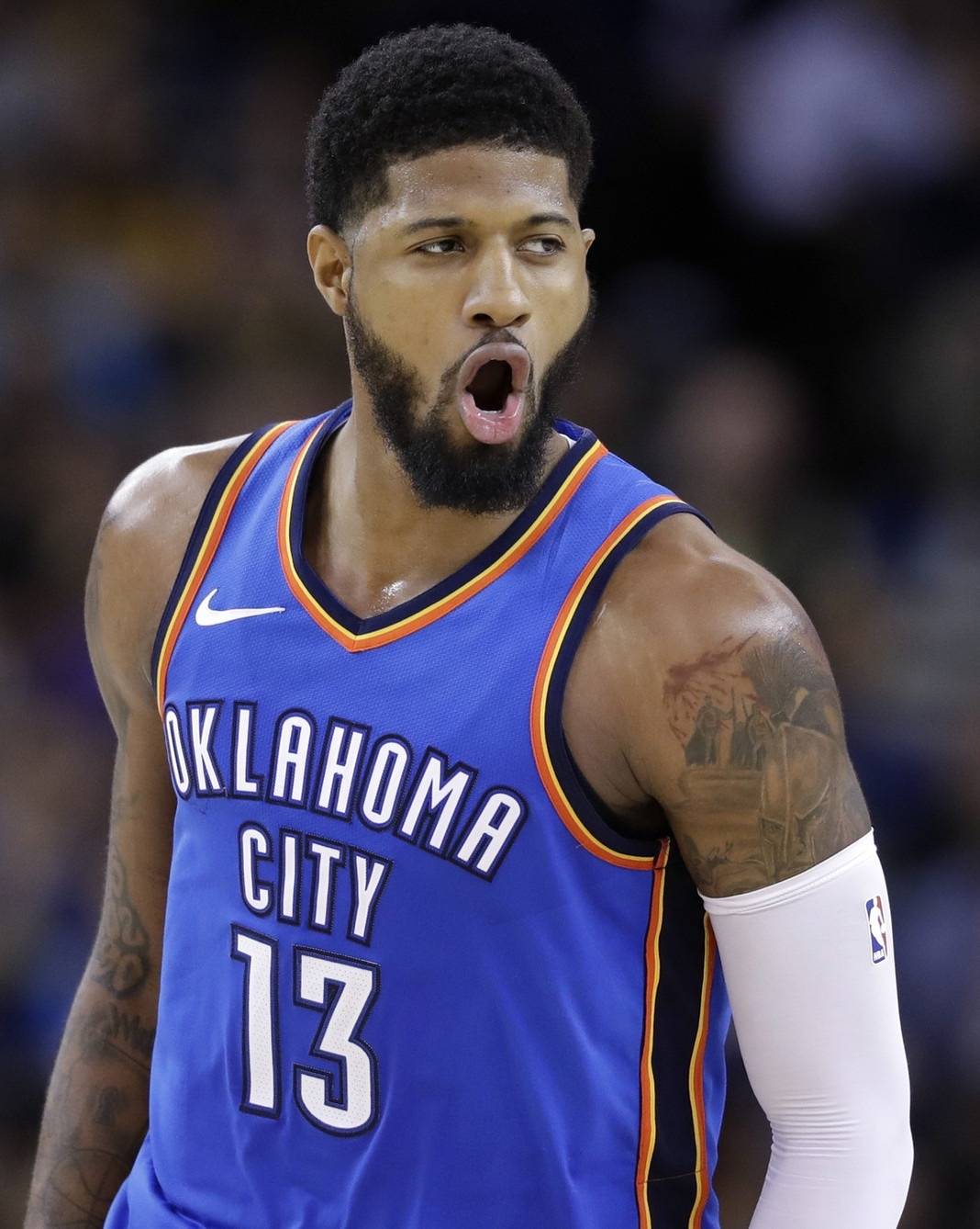 弱侧一脚斜 弱侧一脚斜